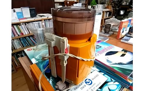 ROBOT MENAGER MOULINEX VINTAGE