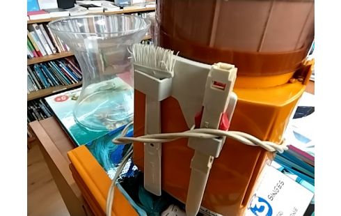 ROBOT MENAGER MOULINEX VINTAGE