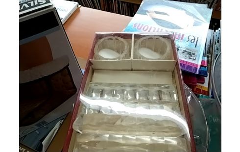 PORTE COUTEAU VERRE + SUCRIER