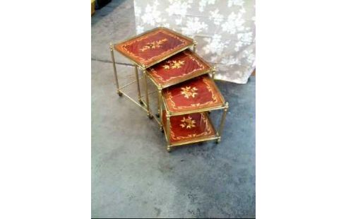 BEISTELLTISCHE 3ER-SET ROLLEN GOLDF. VERZ.