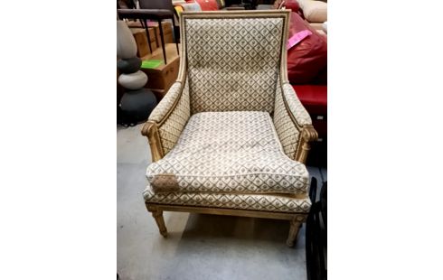 FAUTEUIL STYLE LOUIS XVI