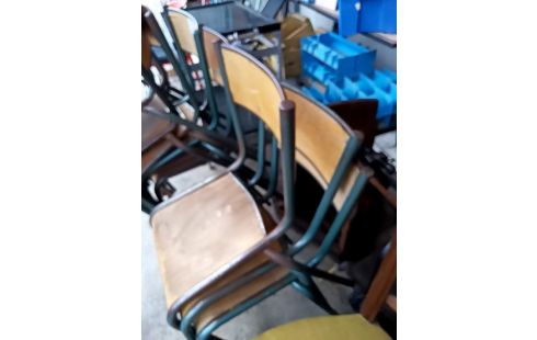 CHAISE D'ECOLE