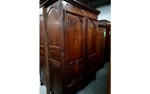 ARMOIRE 2 PORTES NOYER +CLEF
