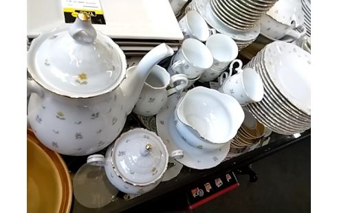 SERVICE VAISSELLE FLEURIS