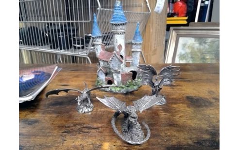 SET VAN FANTASY DRAKEN EN KASTEEL X 4 ST.
