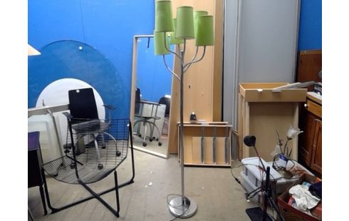 LAMP STAAND GROENE KAPJES