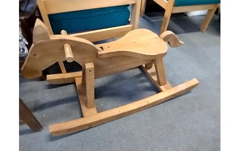 CHEVAL A BASCULE En chene