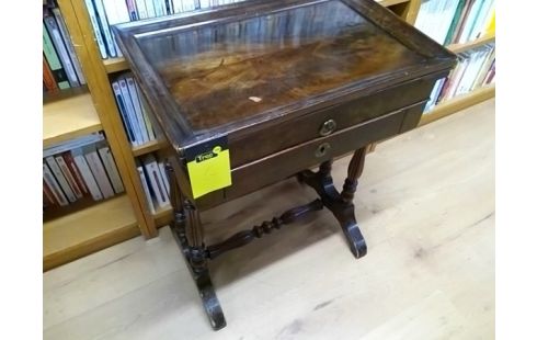 TRAVAILLEUSE ACAJOU 2T