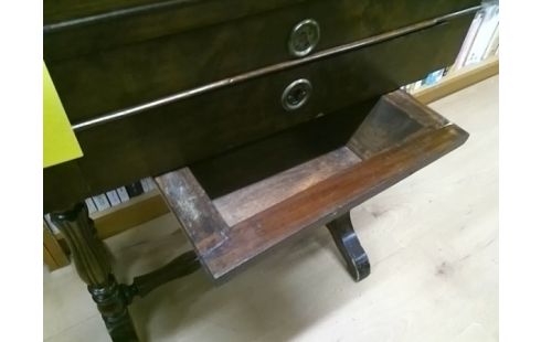 TRAVAILLEUSE ACAJOU 2T