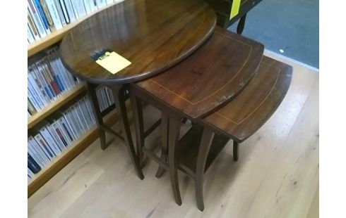 TABLES GIGOGNES VINTAGE