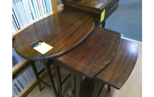 TABLES GIGOGNES VINTAGE