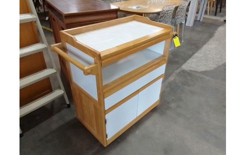 DESSERTE A ROULETTES