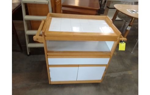 DESSERTE A ROULETTES