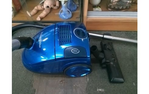 ASPIRATEUR ROWENTA BLEU 750W