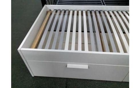 LIT IKEA 90X200 AVEC SOMMIER A LATTES ET 2T