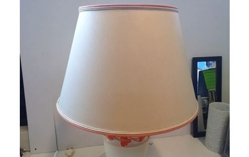 LAMPE A POSER ECRU ET ORANGE