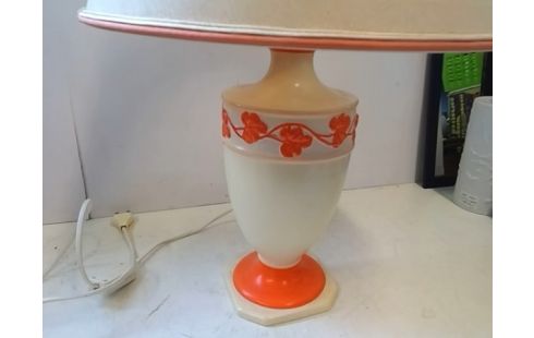 LAMPE A POSER ECRU ET ORANGE