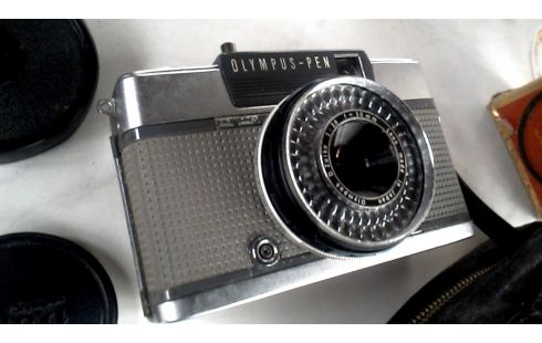 APPAREIL PHOTO ANALOGIQUE OLYMPUS