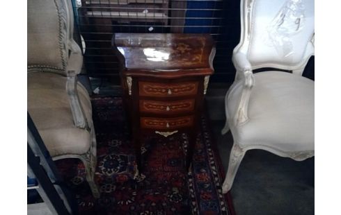 KASTJE INLEGWERK 3 LADEN