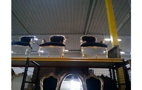 ZETEL ARMSTOEL ZWART EN GOUD