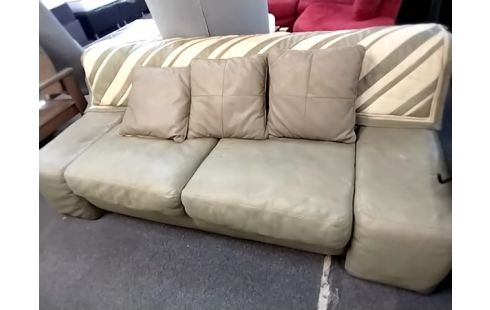 CANAPE Cuir vert vintage gerard guermonprez