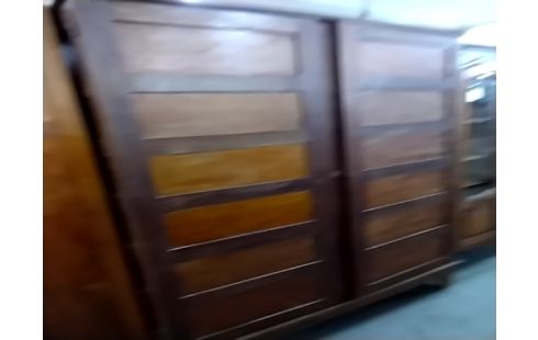 ARMOIRE Ancienne 2 portes sans cle sans etagere