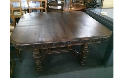 TABLE CARRE