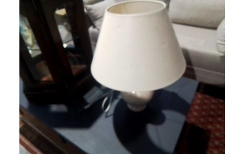 LAMPE BEIGE