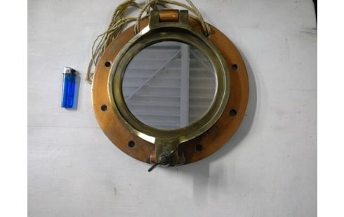 SPIEGEL MESSING, MARITIEM KARAKTER