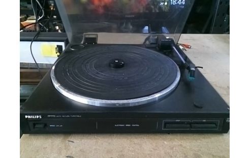PLATINE VINYLE PHILIPS FP772