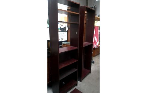 BOEKENKAST IKEA BILLY BRUIN PER STUK