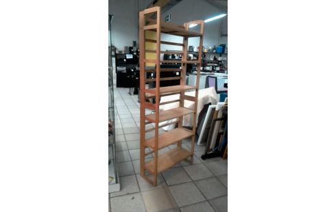 ETAGERE TGM VINTAGE ARTEFACT ?