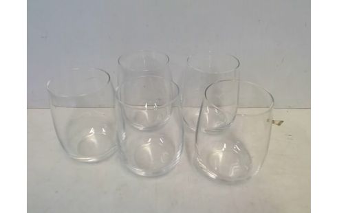 LOT DE 5 VERRES .