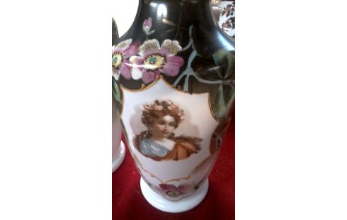 ACCESORIOS DE CHIMENEA, , JARRÓN CON TAPA, , OPALINA