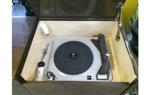 MEUBLE HIFI ANCIEN AVEC PLATINE (EN L'ETAT)