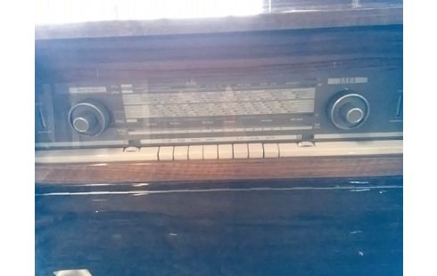 MEUBLE HIFI ANCIEN AVEC PLATINE (EN L'ETAT)