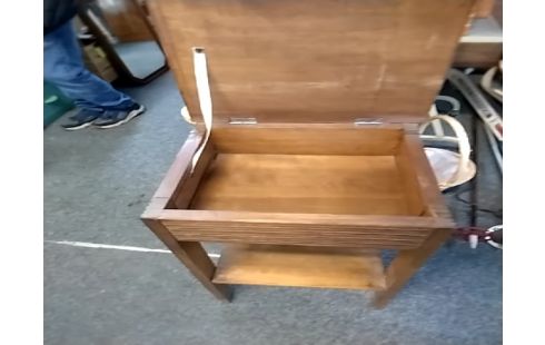 SELLETTE Travailleuse rustique