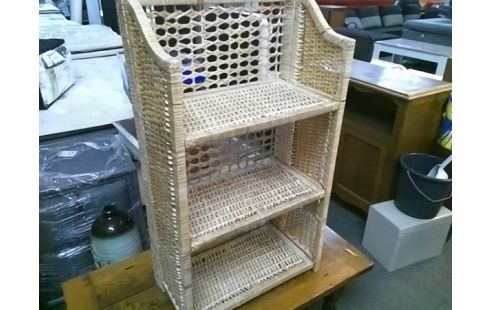 ETAGERE ROTIN PLIANTE