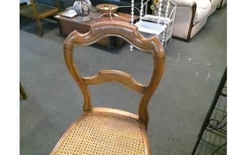 CHAISE CANNEE