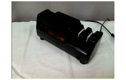 MESSERSCHÄRFER <CHEF`S CHOISE> TYP CC100