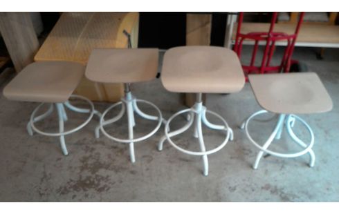 TABOURET D'ATELIER  L'UN