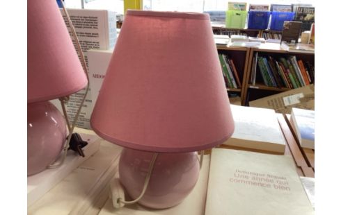 LAMPE ROSE