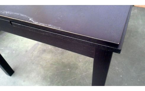 MESA DE COMEDOR OSCURO PARDO ALARGO