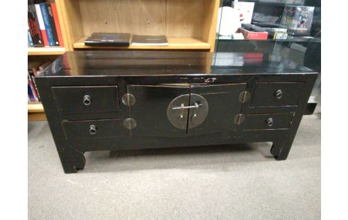 MEUBLE BAS LAQUÉ CHINOIS