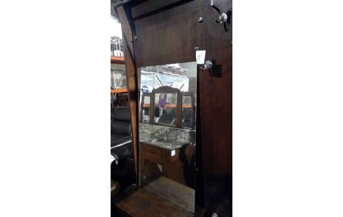 GUARDARROPA. ART DECO