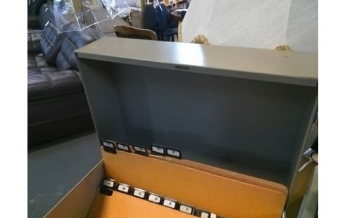 CAISSE METALE RANGEMENT