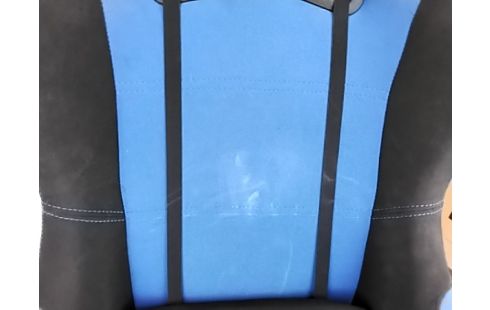 FAUTEUIL GAMER AKR RACING VENDU EN ETAT+ RES