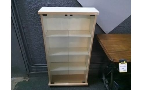 VITRINE PM A POSER 2P