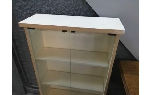 VITRINE PM A POSER 2P
