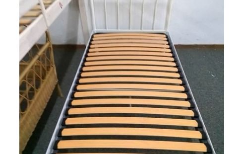 LIT METAL 90X190 AVEC SOMMIER A LATTES